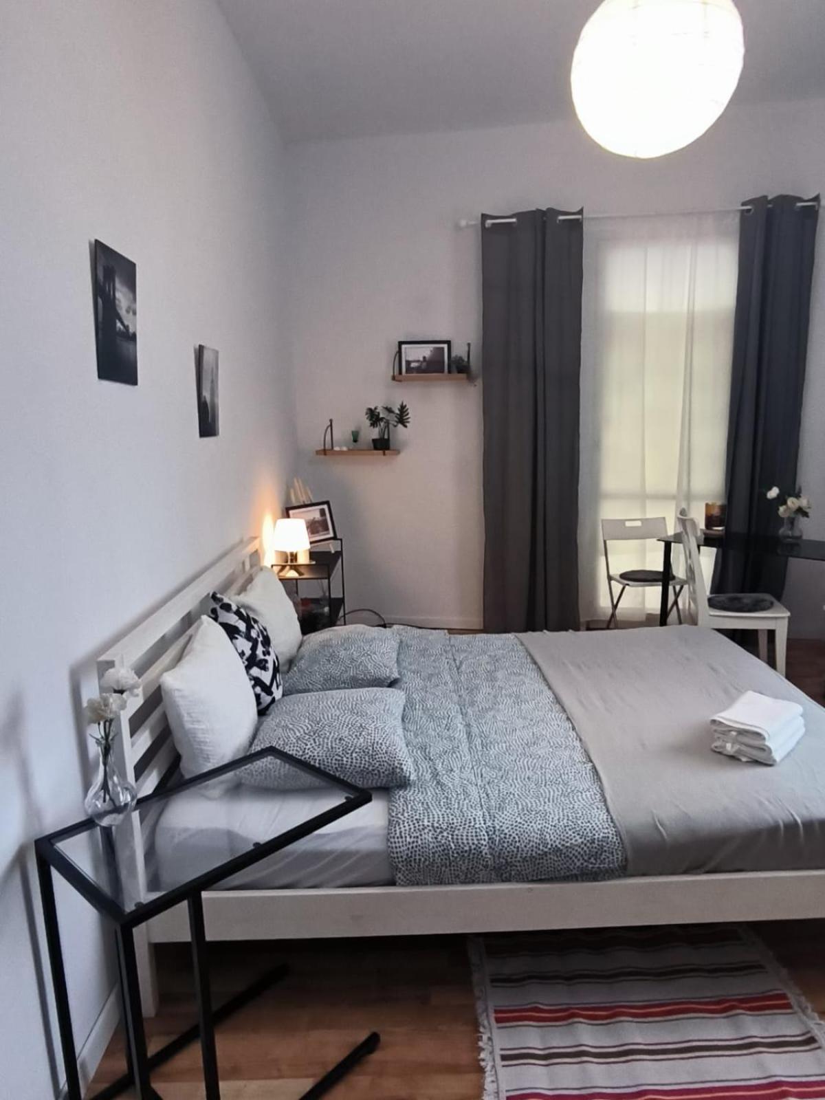 Two Streets One Stay Stefana & Damrota Katowice Extérieur photo