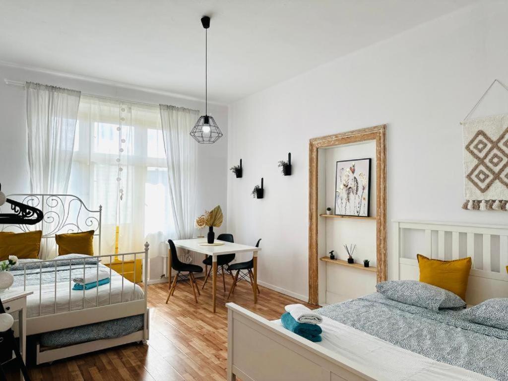 Two Streets One Stay Stefana & Damrota Katowice Extérieur photo